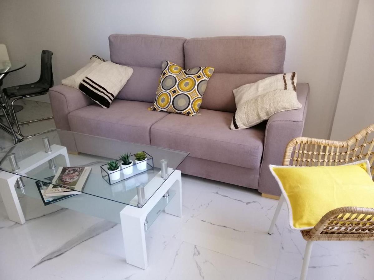 Apartamento 315 En Paseo Maritimo 96 فوينخيرولا المظهر الخارجي الصورة