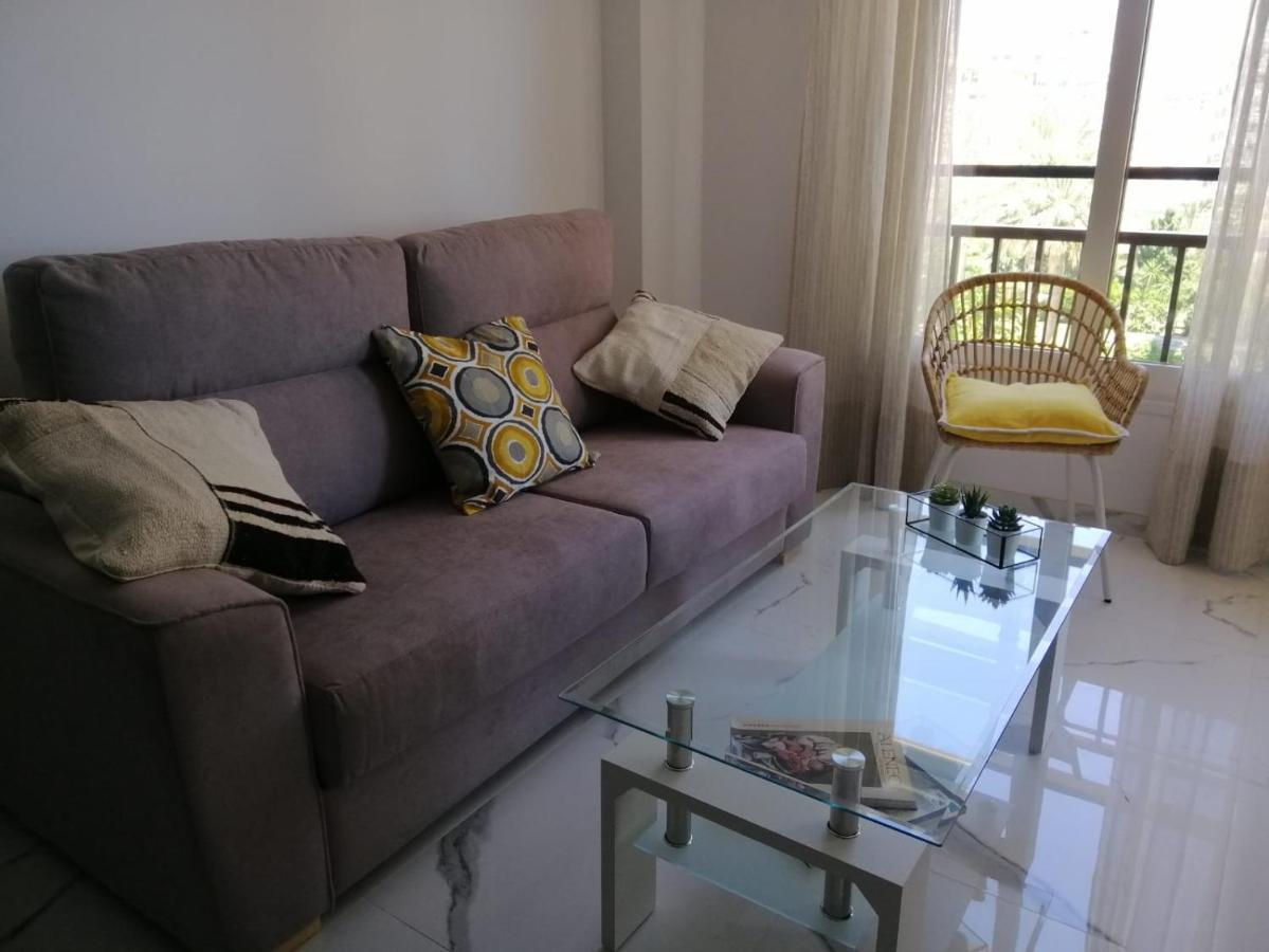 شقة Apartamento 315 En Paseo Maritimo 96 فوينخيرولا المظهر الخارجي الصورة